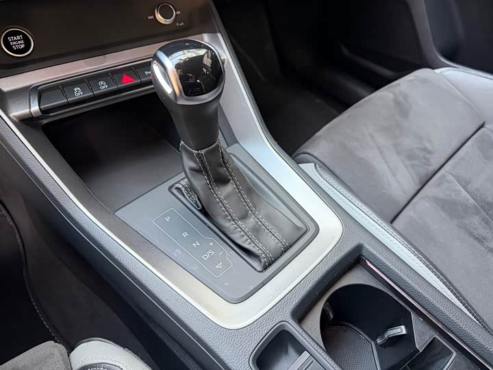 Фото 20 - Audi Q3