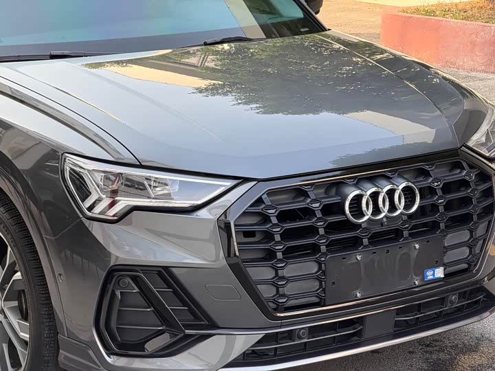 Фото 4 - Audi Q3