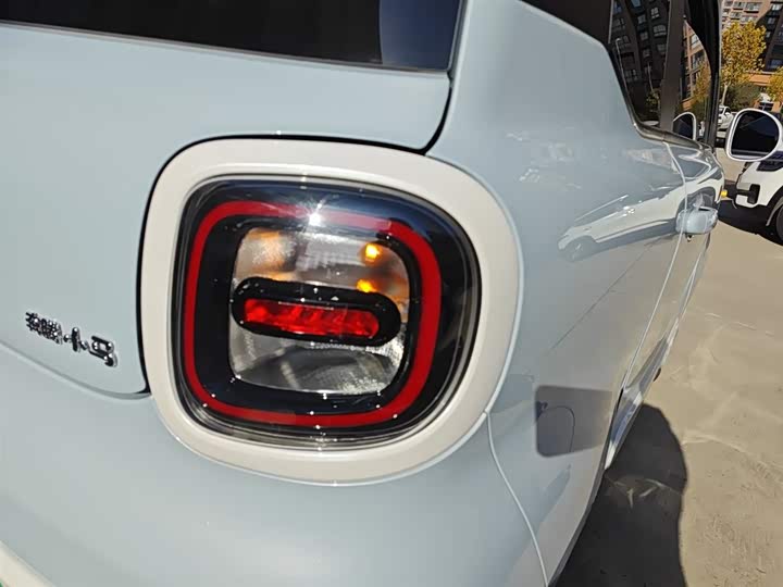 Фото 8 - Bestune Pony