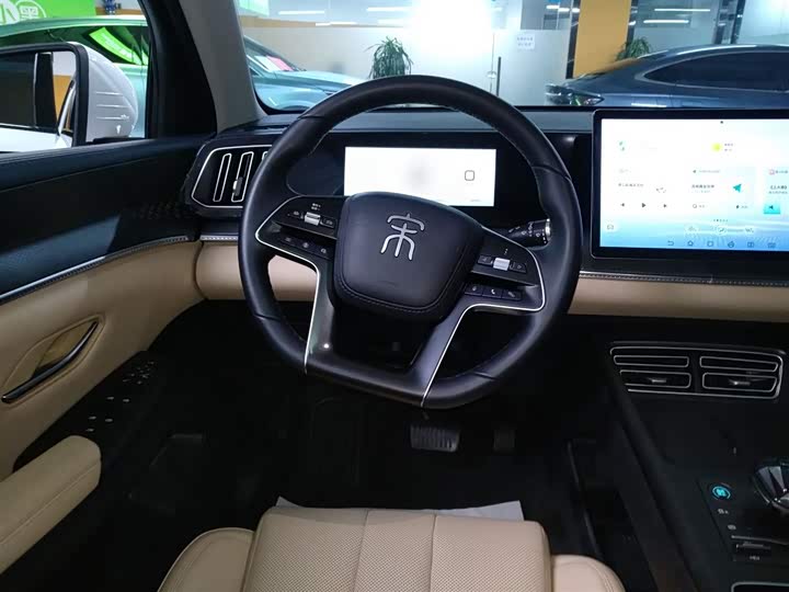 Фото 11 - BYD Song Pro Hybrid