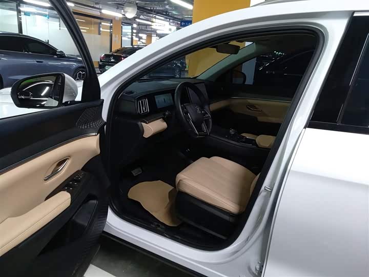 Фото 15 - BYD Song Pro Hybrid