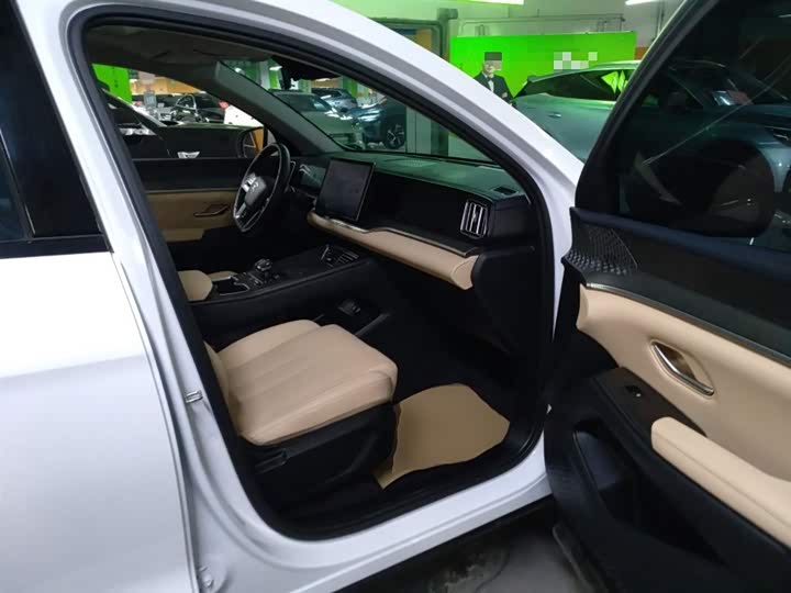 Фото 25 - BYD Song Pro Hybrid