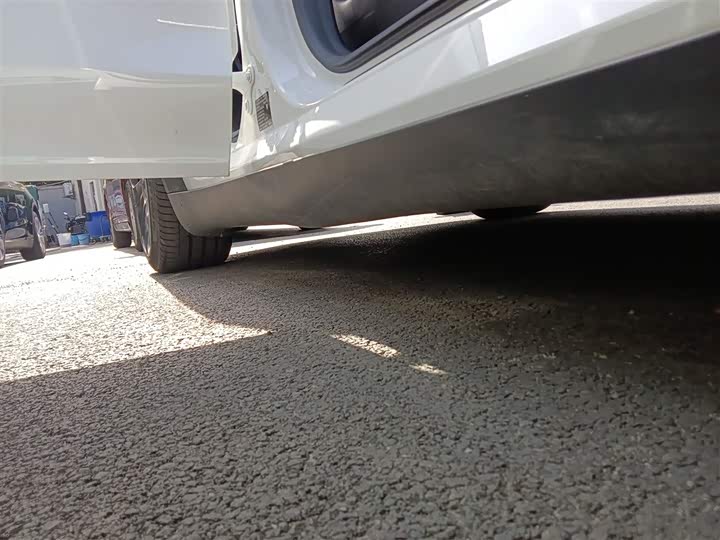 Фото 21 - Tesla Model Y