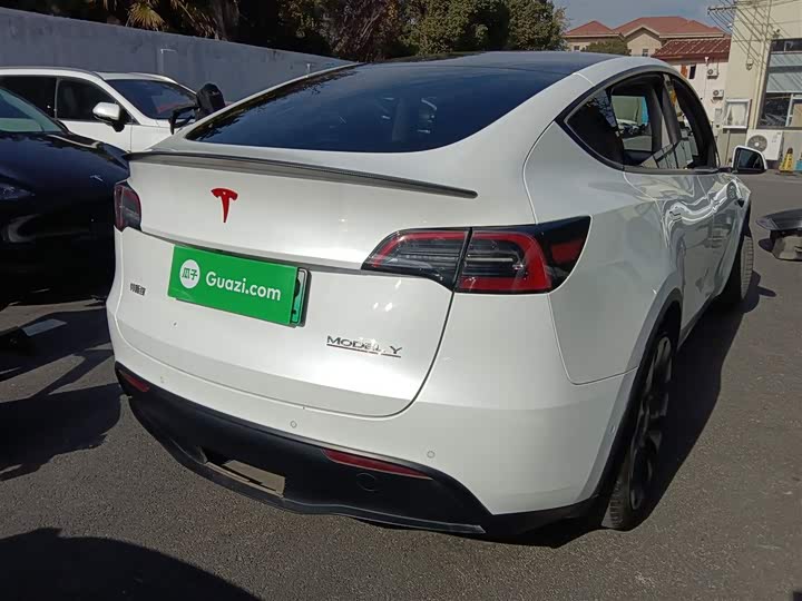 Фото 7 - Tesla Model Y