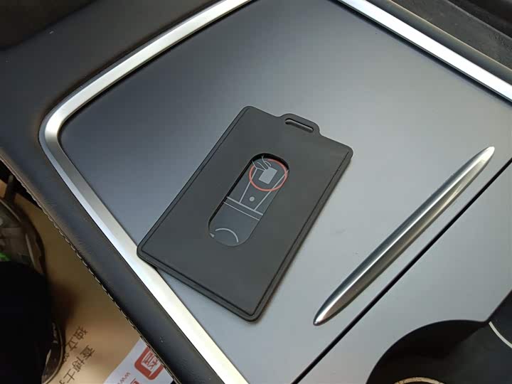 Фото 9 - Tesla Model Y