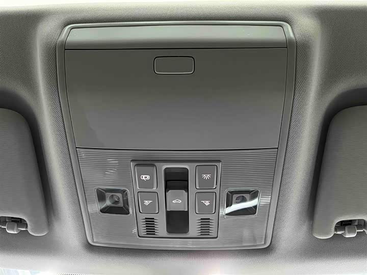 Фото 8 - Skoda Superb