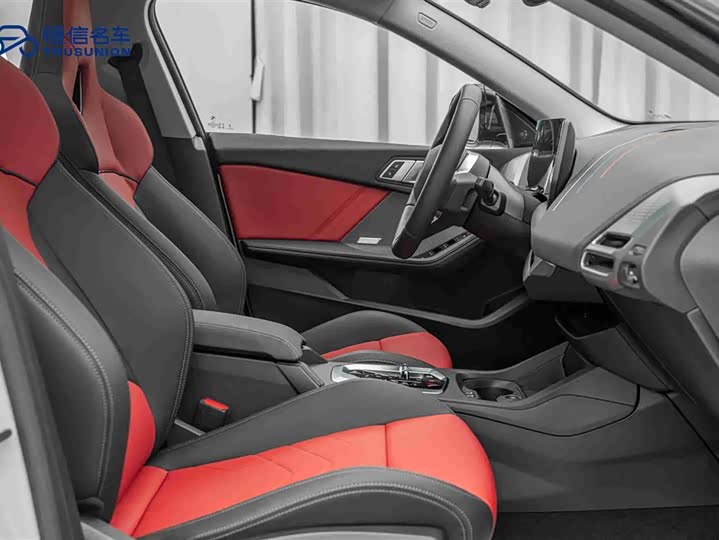 Фото 15 - BMW 2 Series