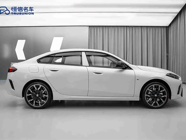 Фото 4 - BMW 2 Series