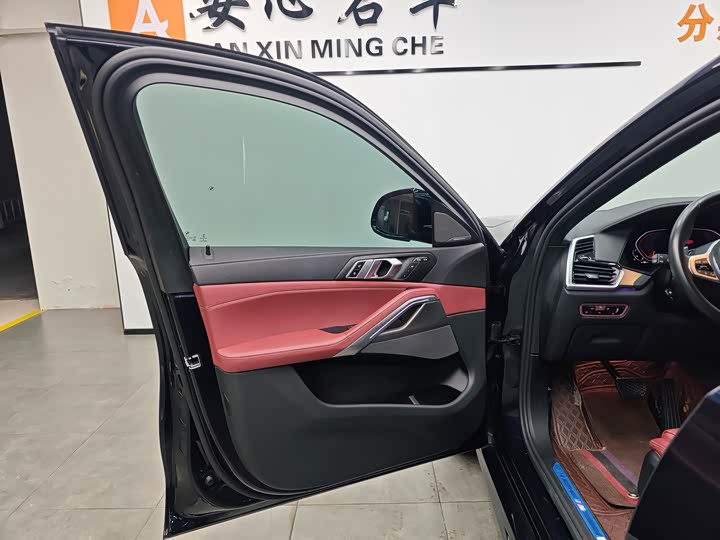 Фото 17 - BMW X6