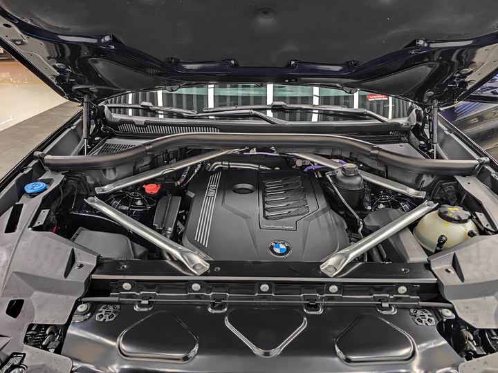 Фото 18 - BMW X6