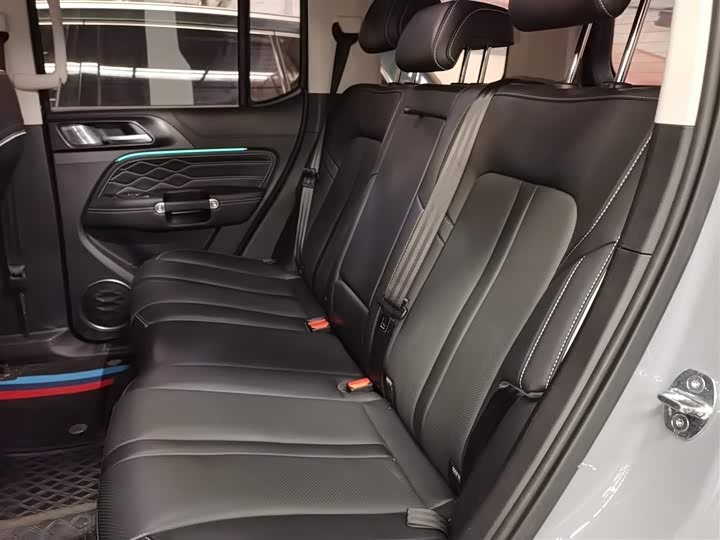 Фото 17 - Tank 300