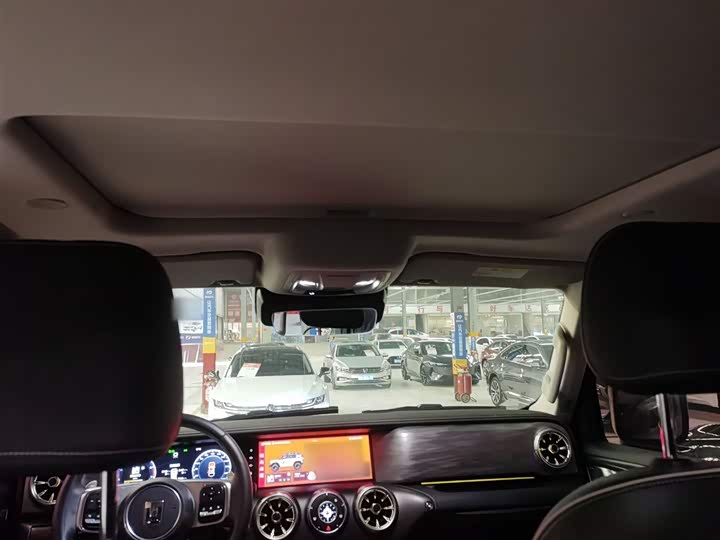 Фото 18 - Tank 300