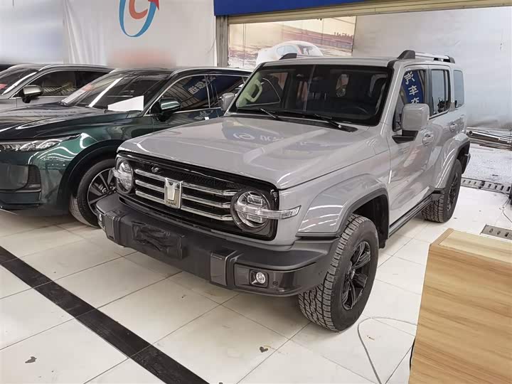 Фото 2 - Tank 300