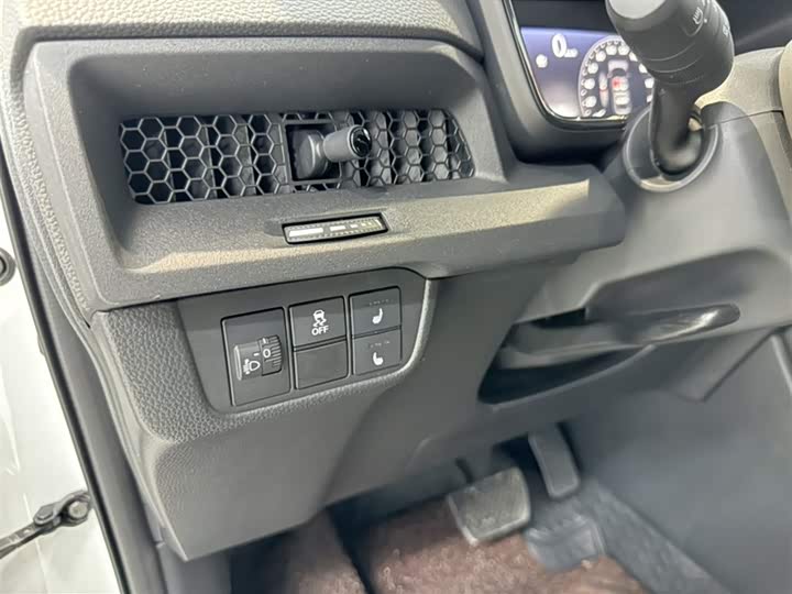 Фото 4 - Honda Breeze