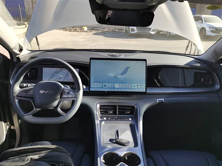 Фото 10 - BYD Sea Lion 07 DM-i Hybrid