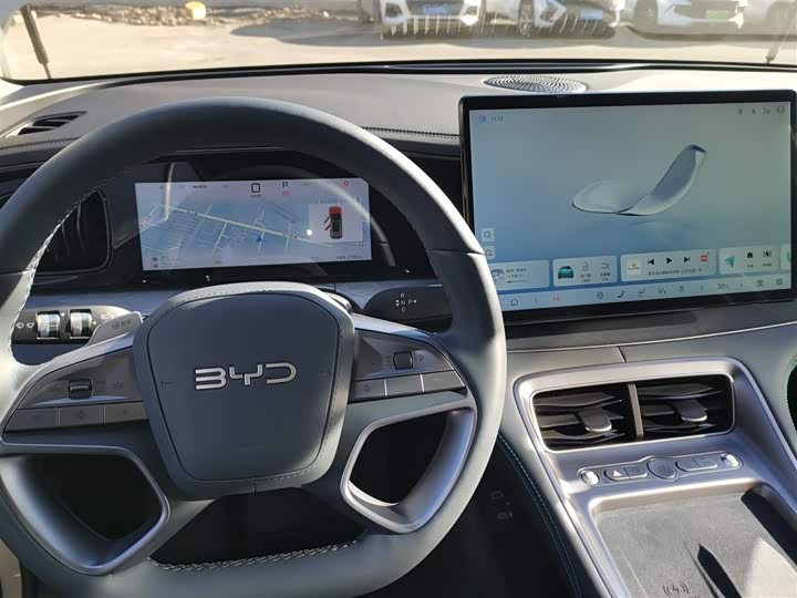 Фото 14 - BYD Sea Lion 07 DM-i Hybrid