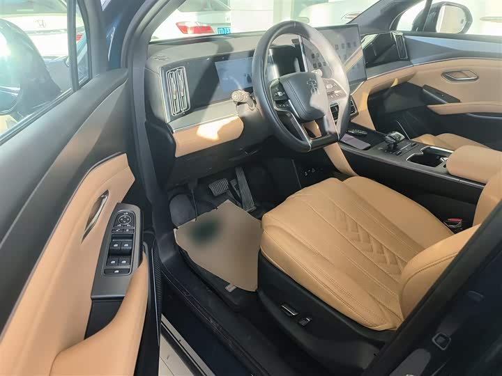 Фото 16 - BYD Song L DM-i Hybrid