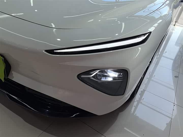 Фото 24 - Roewe D7