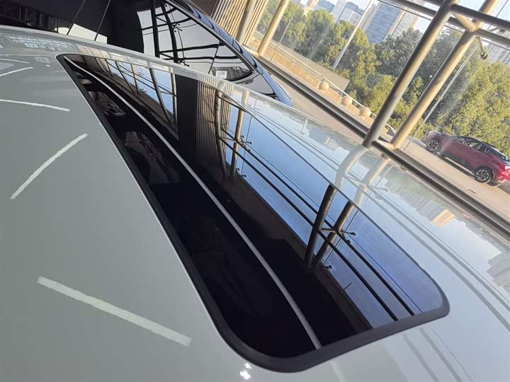 Фото 27 - Roewe D7