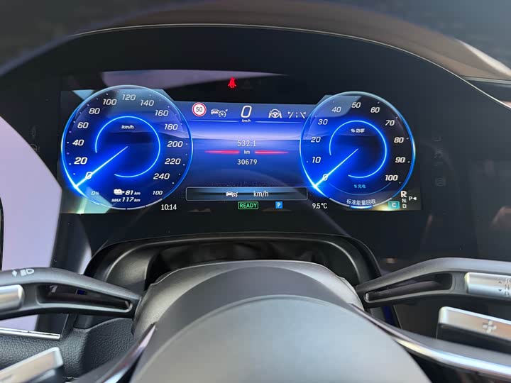 Фото 15 - Mercedes-Benz EQS