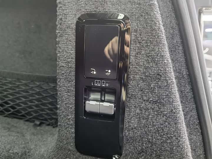 Фото 19 - Land Rover Range Rover Sport