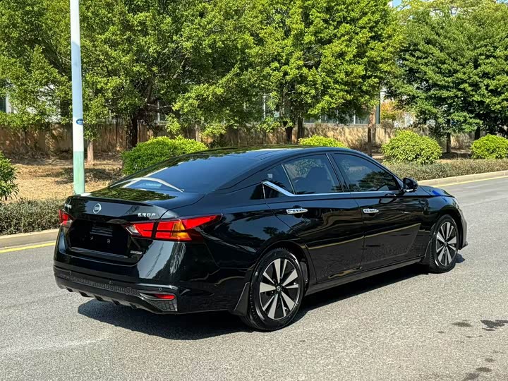 Фото 6 - Nissan Teana