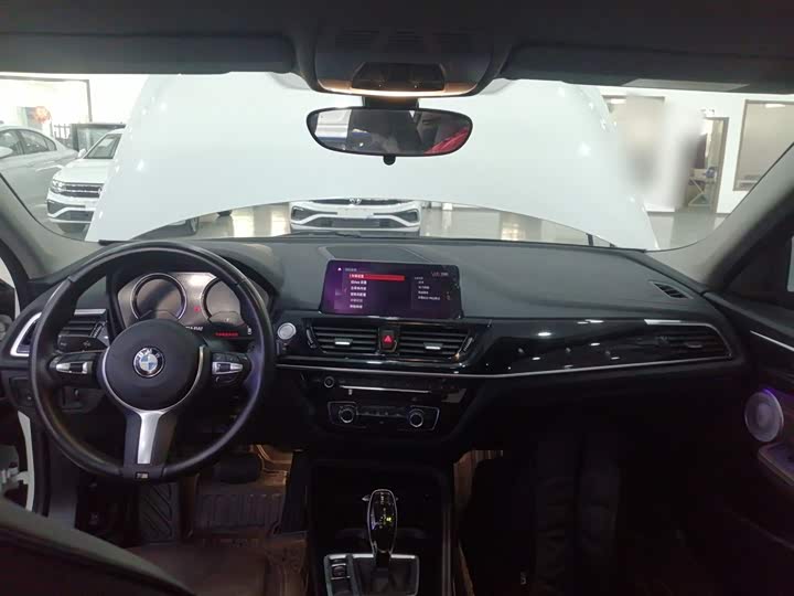 Фото 10 - BMW 1 Series