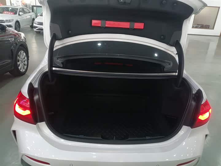 Фото 19 - BMW 1 Series