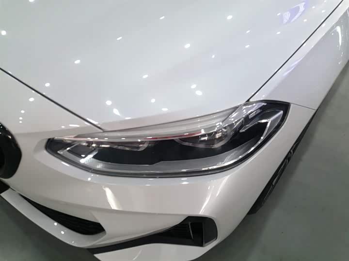 Фото 24 - BMW 1 Series