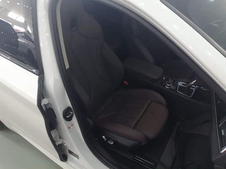 Фото 25 - BMW 1 Series