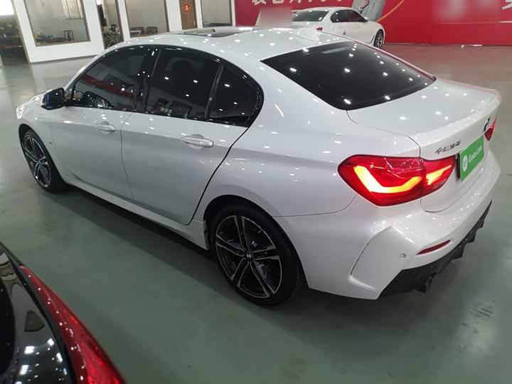 Фото 5 - BMW 1 Series