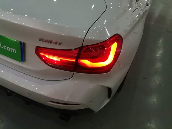 Фото 8 - BMW 1 Series