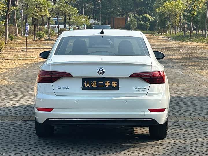 Фото 4 - Volkswagen Sagitar L