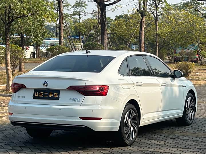 Фото 5 - Volkswagen Sagitar L