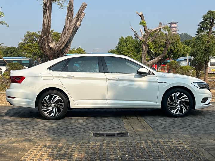 Фото 7 - Volkswagen Sagitar L