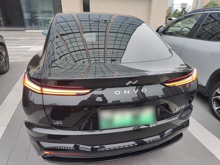 Фото 6 - Nio Onvo L60