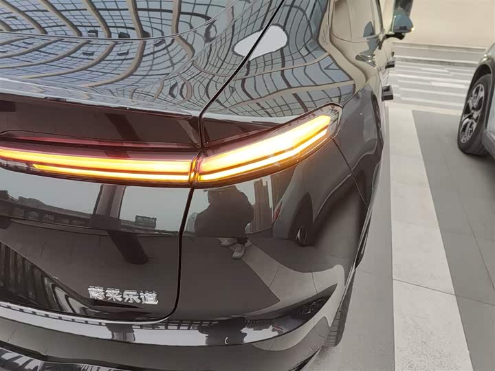 Фото 8 - Nio Onvo L60