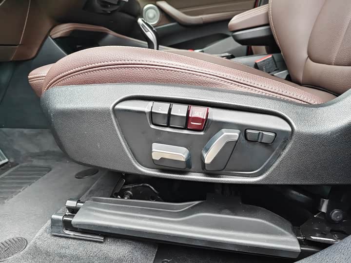 Фото 11 - BMW X2