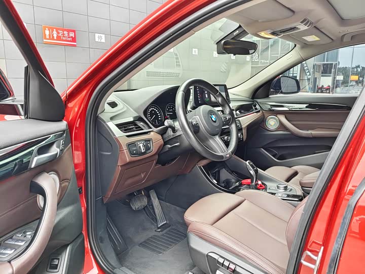 Фото 14 - BMW X2