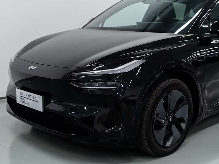 Фото 6 - Nio Onvo L60