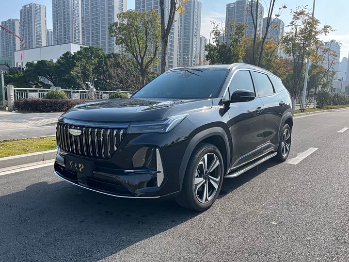 Фото 1 - Geely Atlas L