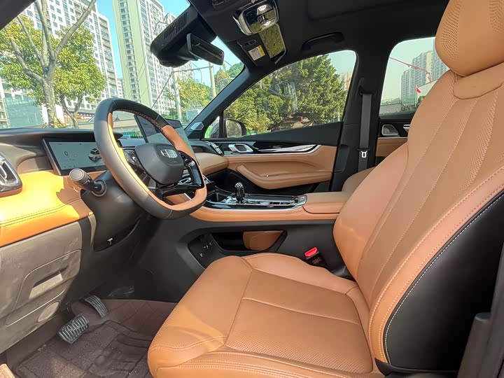 Фото 9 - Geely Atlas L