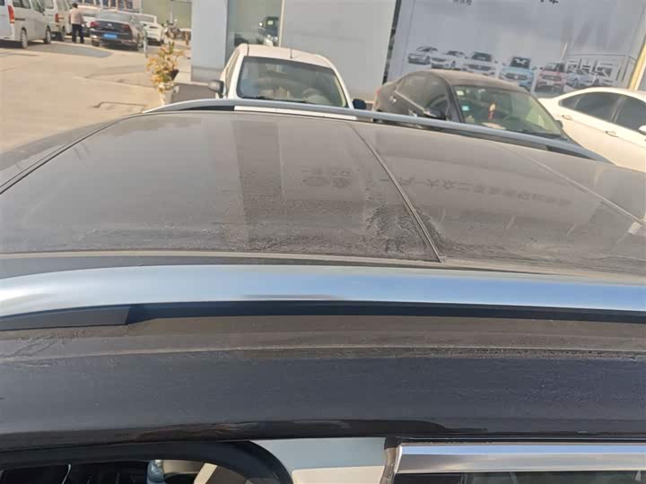 Фото 26 - Volkswagen T-Roc