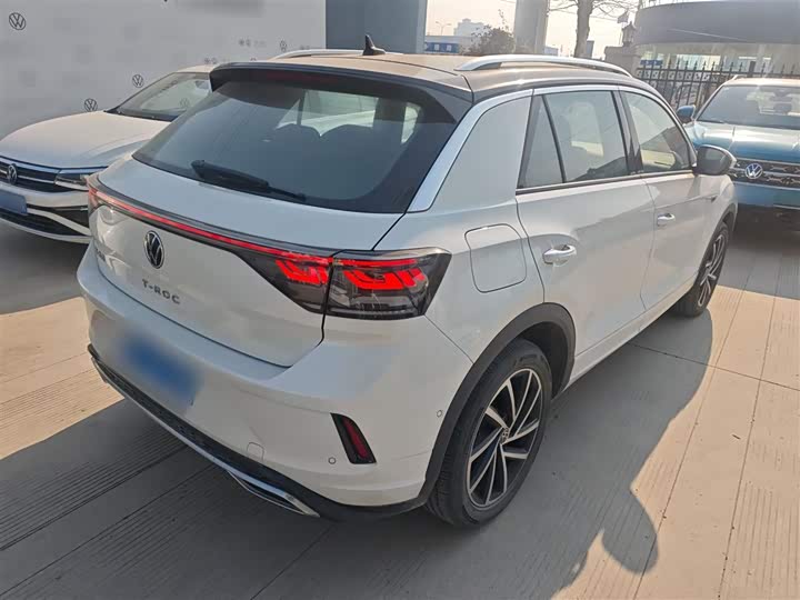 Фото 7 - Volkswagen T-Roc