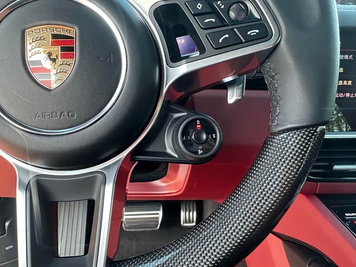 Фото 14 - Porsche Cayenne