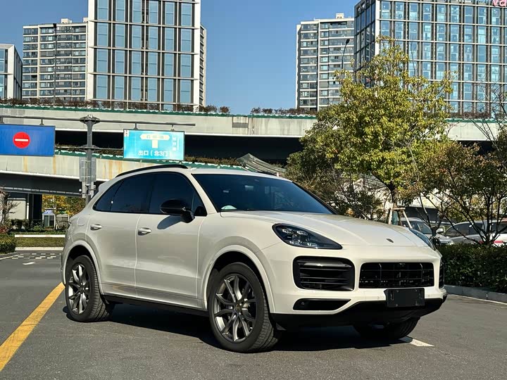 Фото 3 - Porsche Cayenne