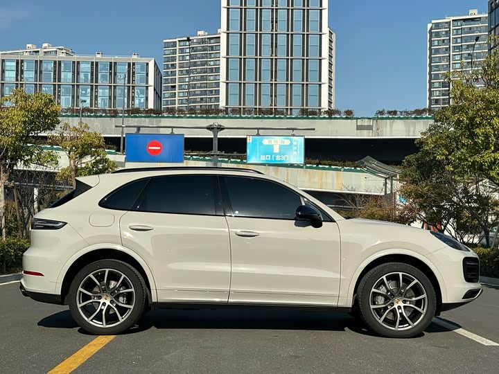 Фото 4 - Porsche Cayenne