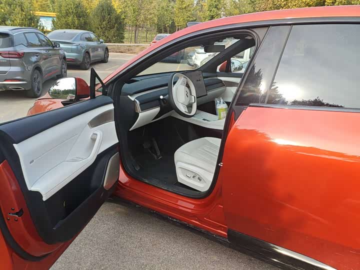 Фото 3 - Nio Onvo L60