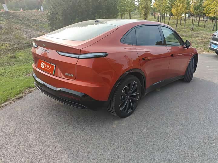 Фото 5 - Nio Onvo L60