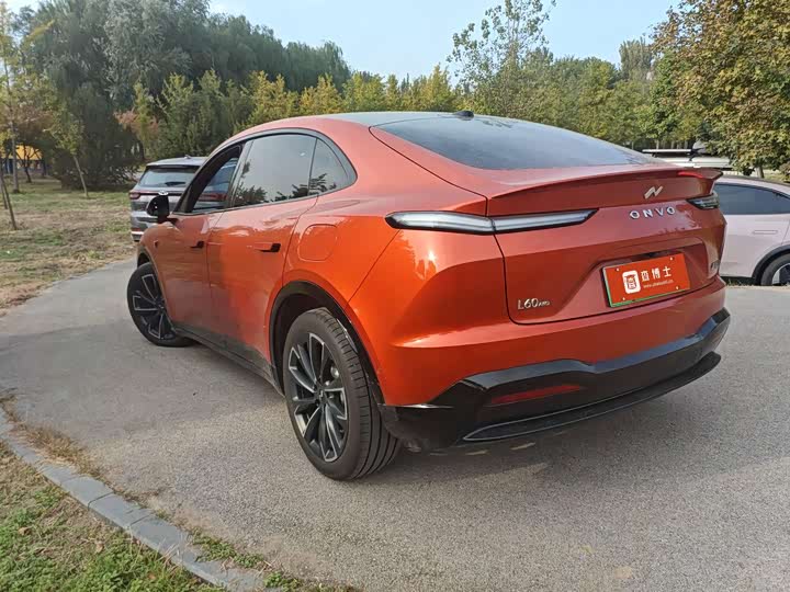 Фото 6 - Nio Onvo L60